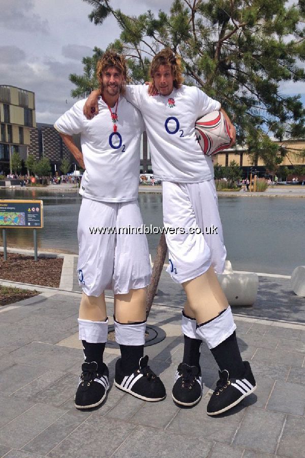 England Rugby Stilt Walkers